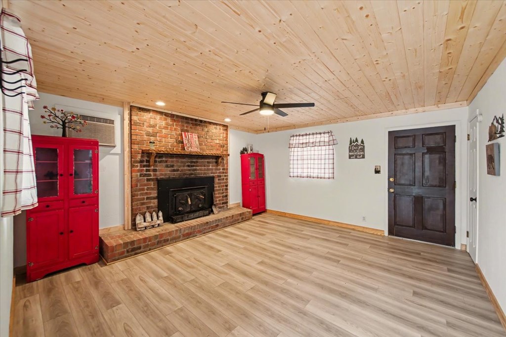 429572 Ellijay Residential