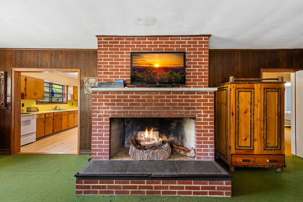 429573 Morganton Residential