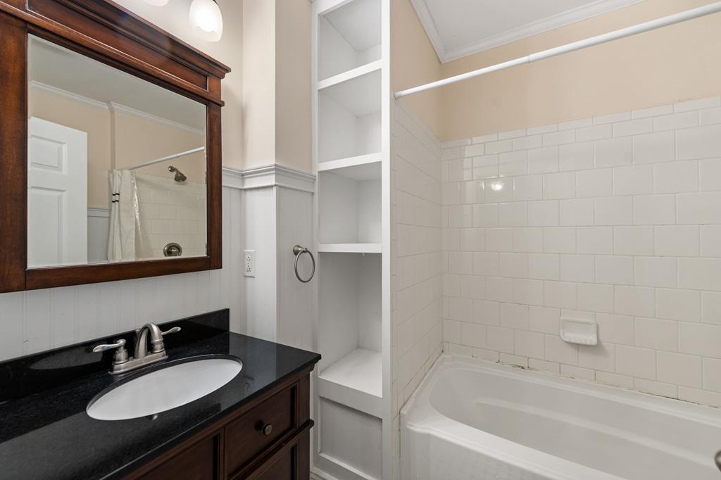 429573 Morganton Residential