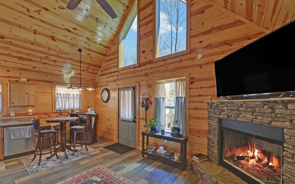 429582 Murphy Residential