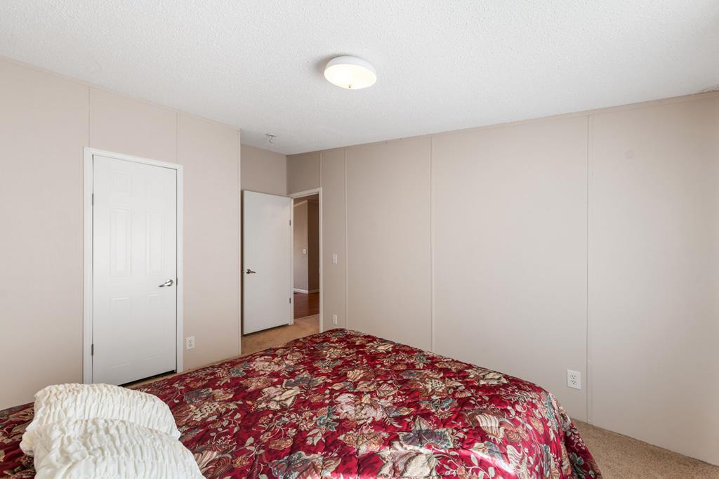 429585 Morganton Residential