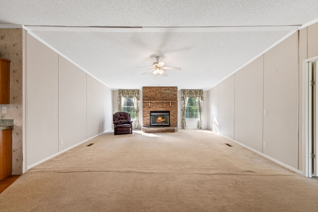 429585 Morganton Residential