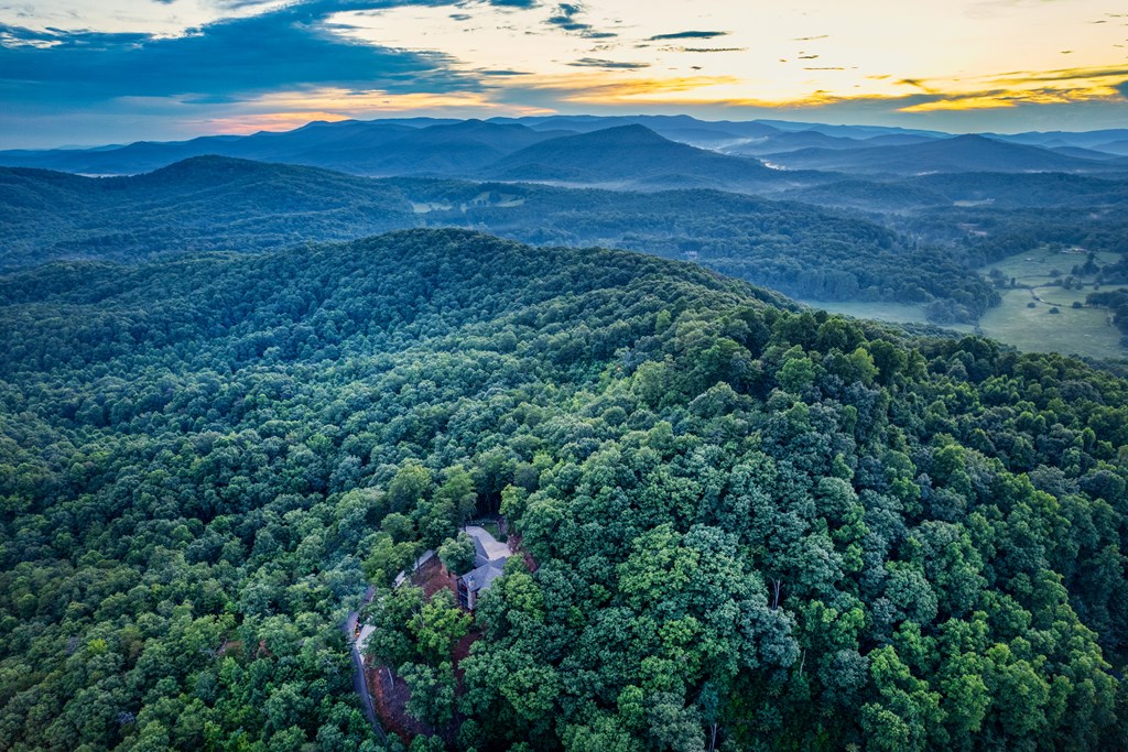 429586 Blue Ridge Residential