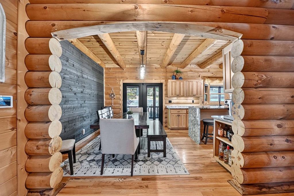 429588 Mineral Bluff Residential