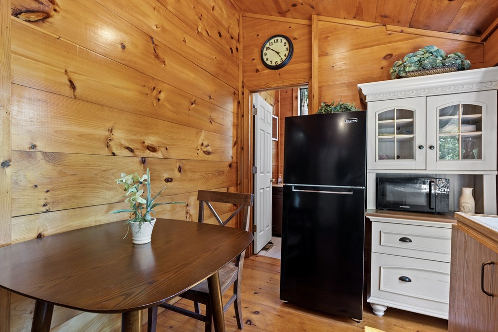429589 Ellijay Residential