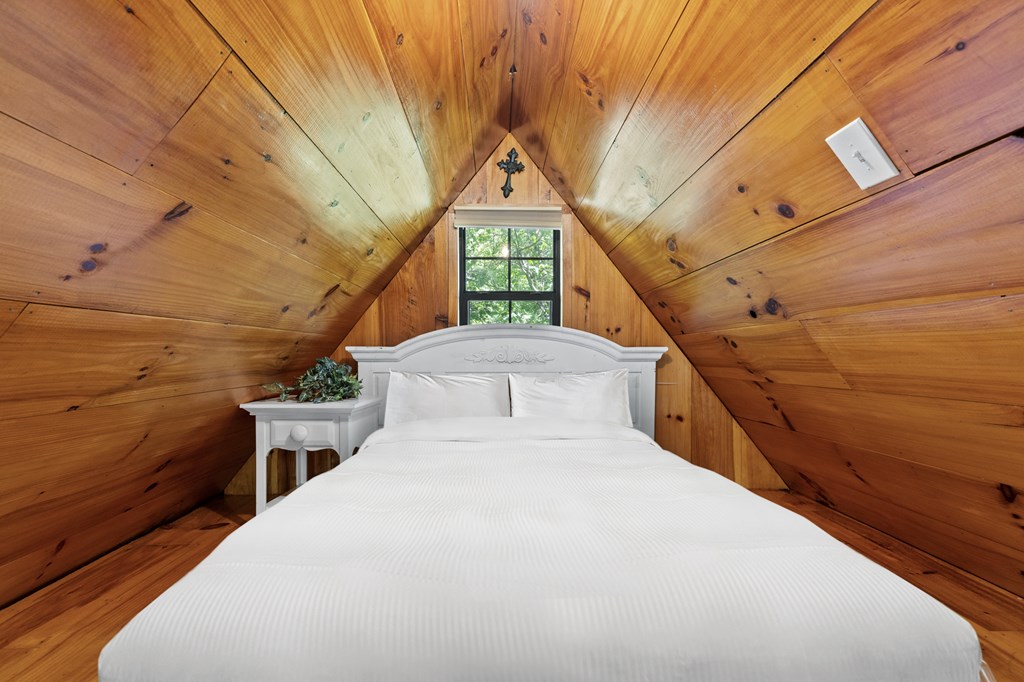 429589 Ellijay Residential