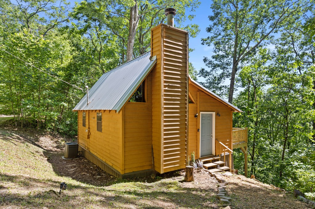 429589 Ellijay Residential