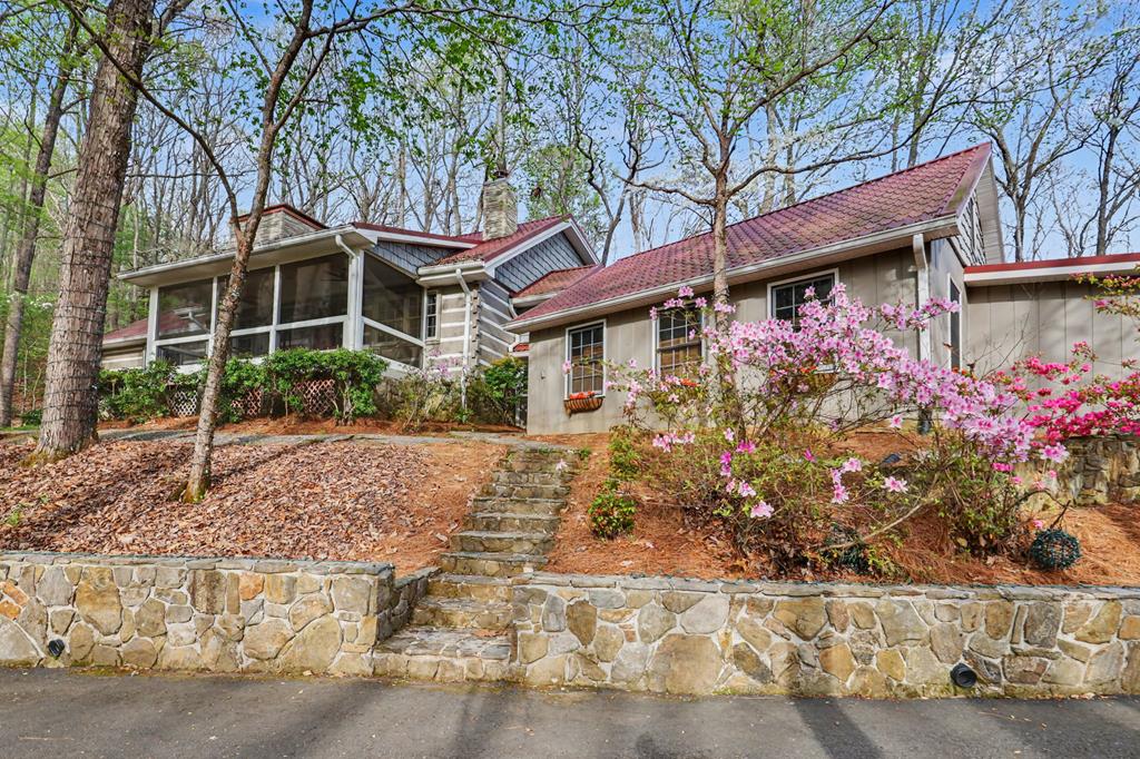 429590 Hiawassee Residential