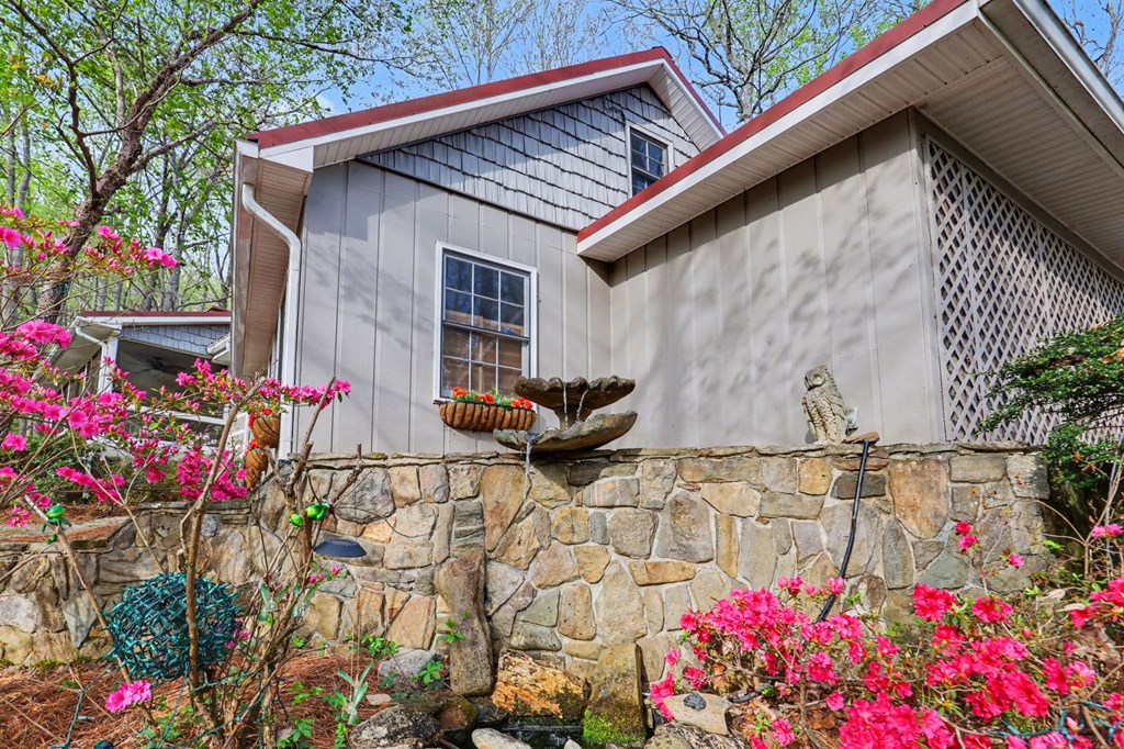 429590 Hiawassee Residential