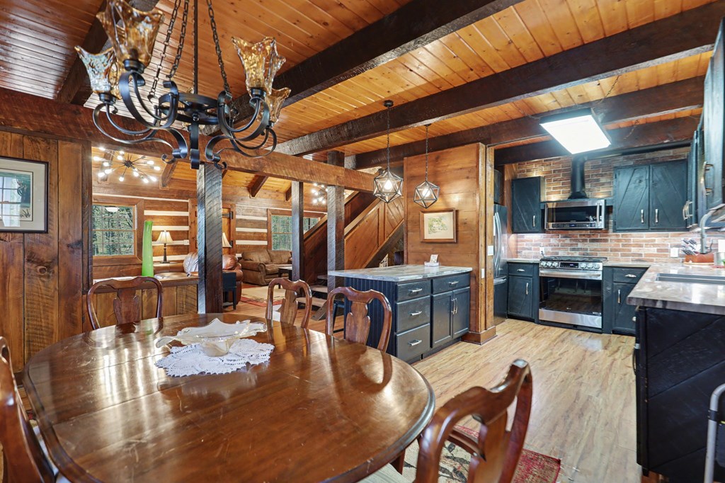 429590 Hiawassee Residential