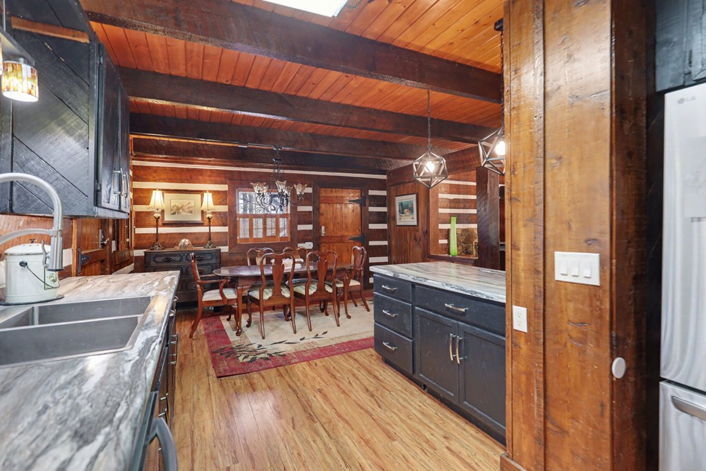 429590 Hiawassee Residential