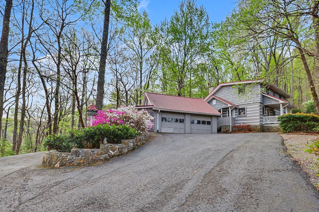 429590 Hiawassee Residential