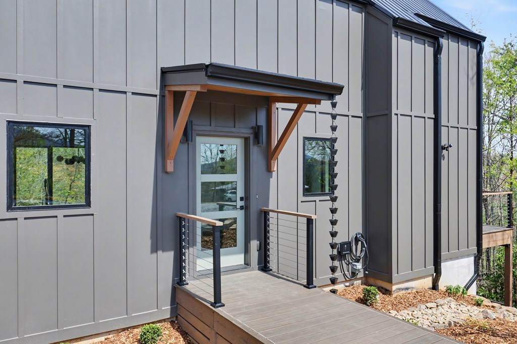 429594 Blairsville Residential