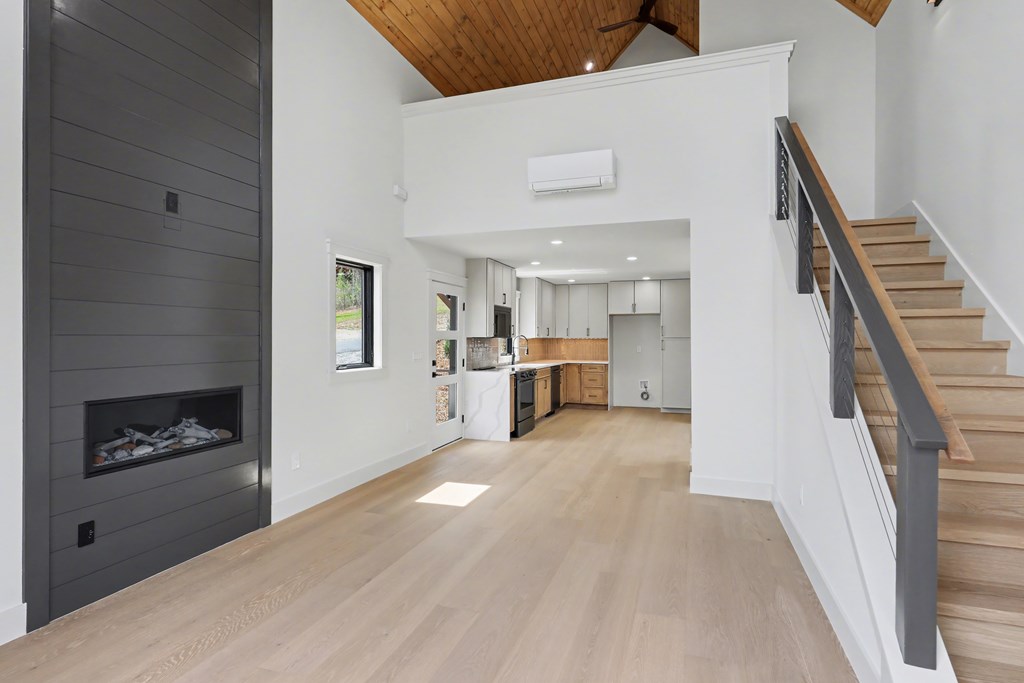 429594 Blairsville Residential