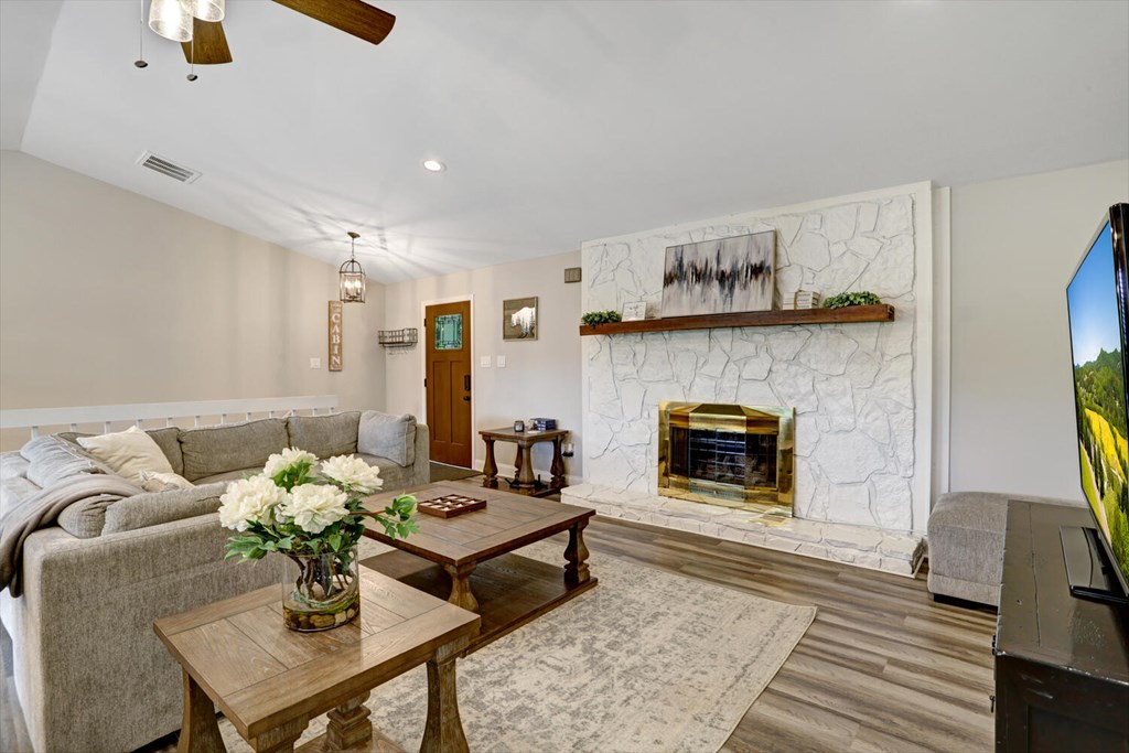 429609 Hiawassee Residential