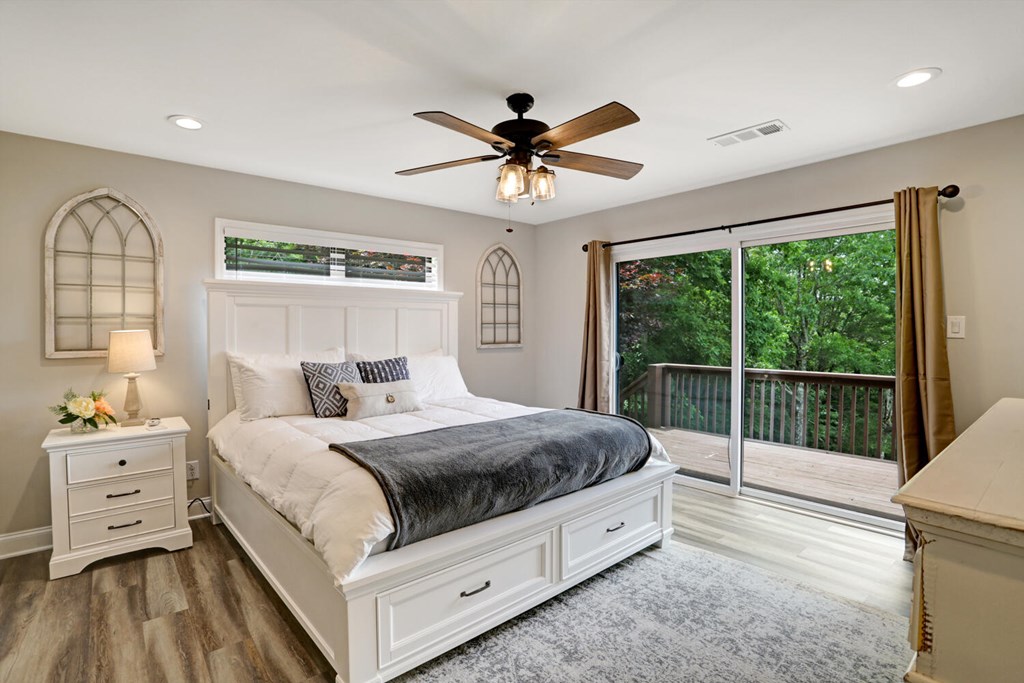 429609 Hiawassee Residential
