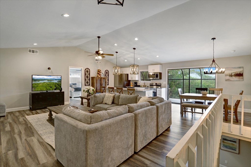 429609 Hiawassee Residential