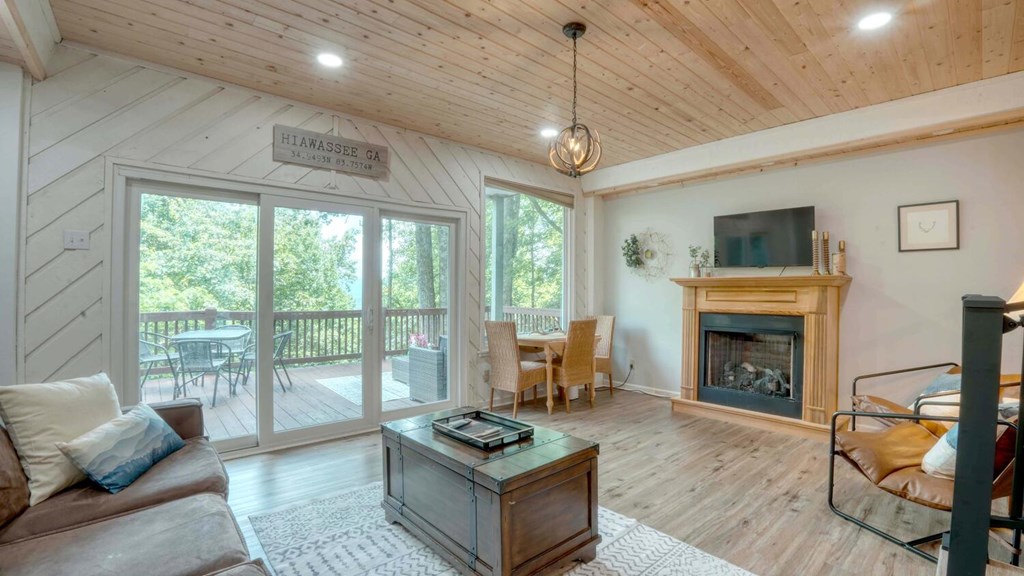 429610 Hiawassee Residential