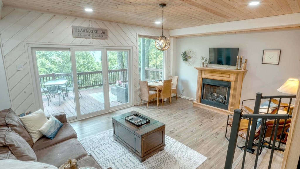 429610 Hiawassee Residential