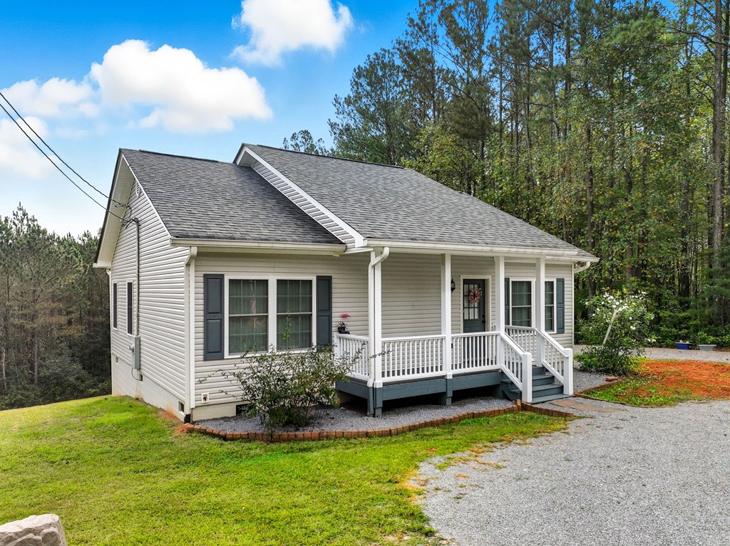 429611 Talking Rock Residential