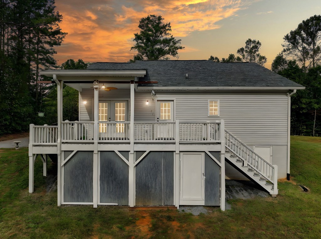 429611 Talking Rock Residential