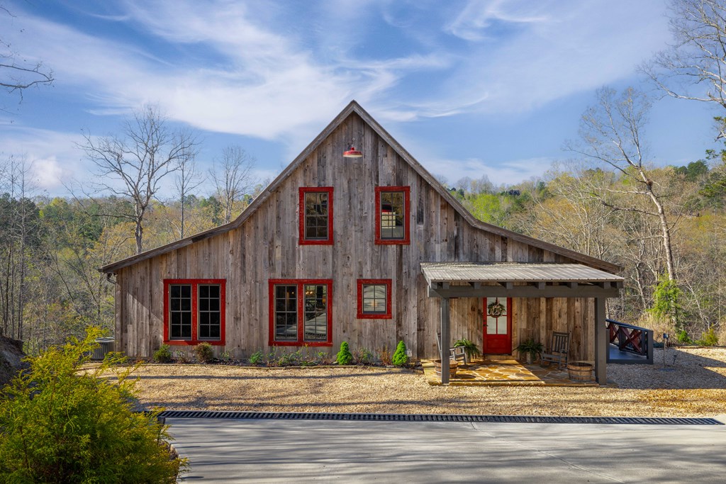 429635 Mineral Bluff Residential