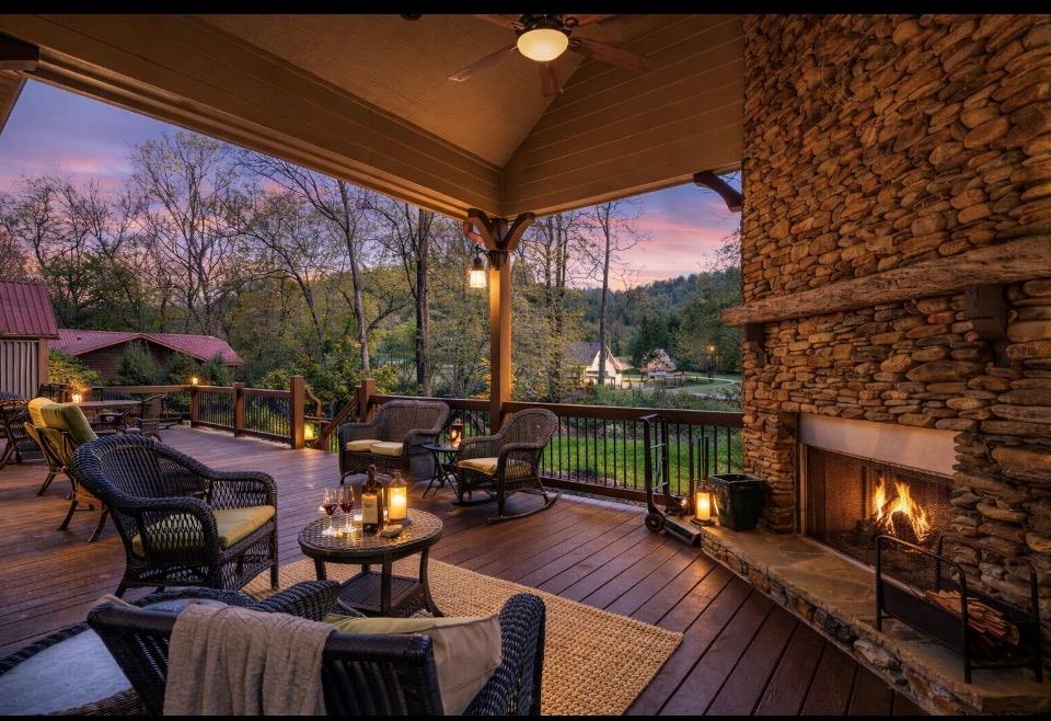 429642 Hiawassee Residential