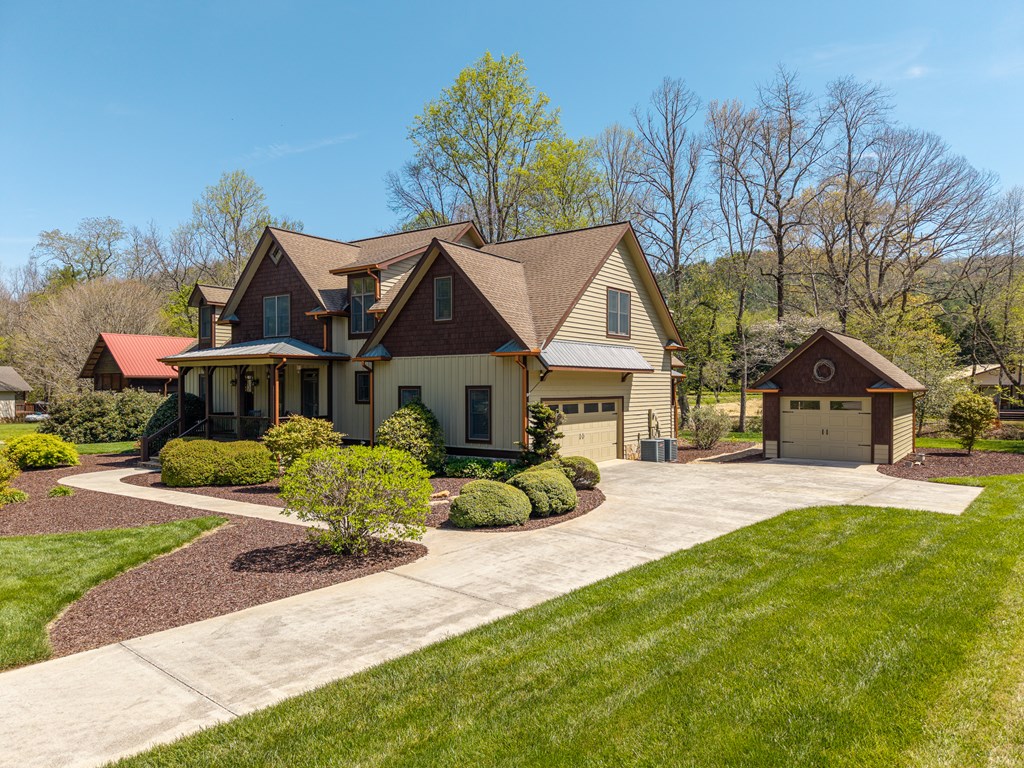 429642 Hiawassee Residential