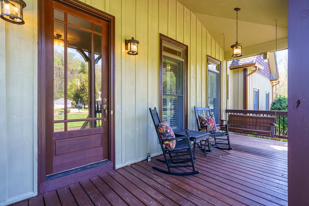 429642 Hiawassee Residential