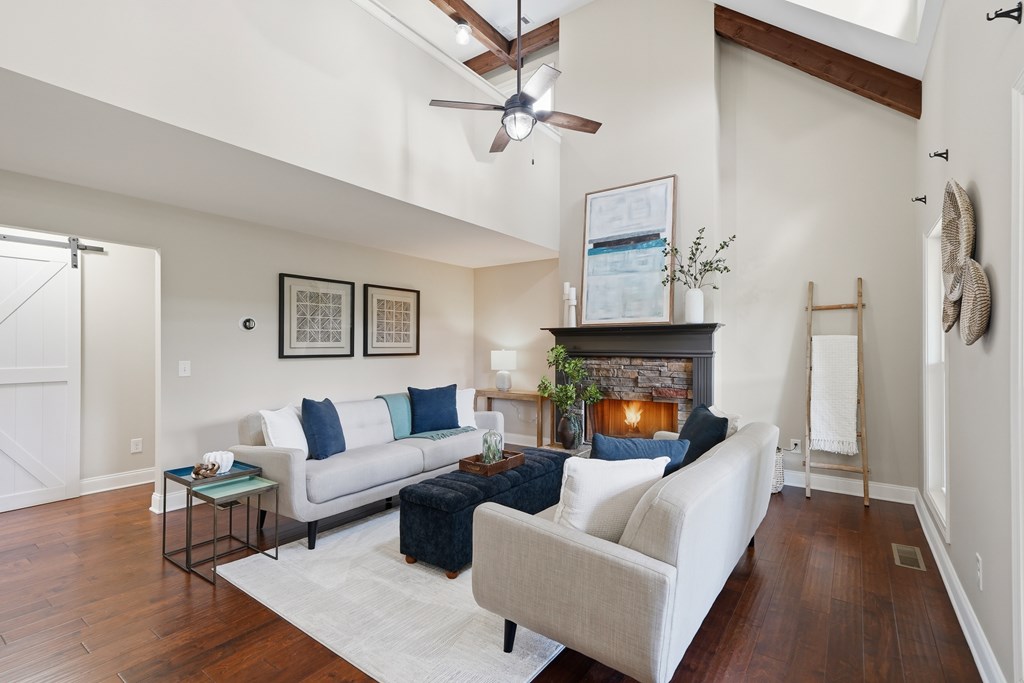 429655 Blue Ridge Residential