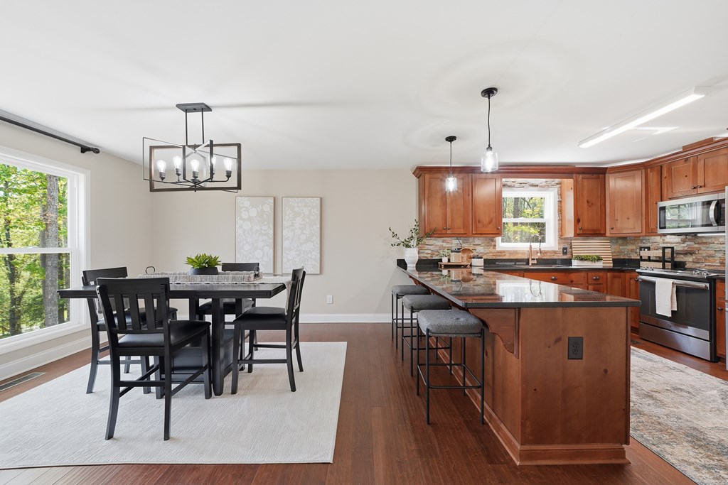 429655 Blue Ridge Residential