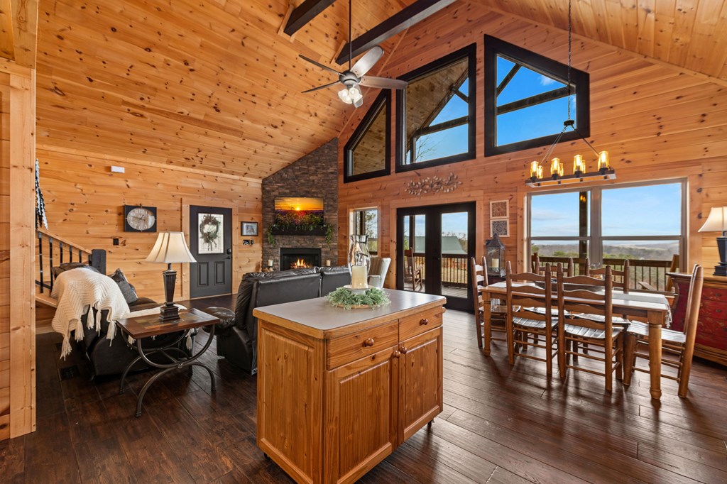 429678 Blue Ridge Residential