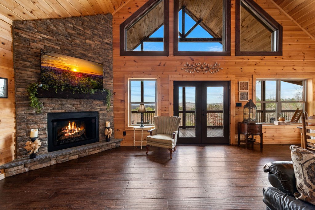 429678 Blue Ridge Residential