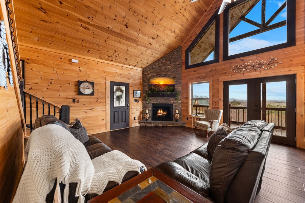 429678 Blue Ridge Residential