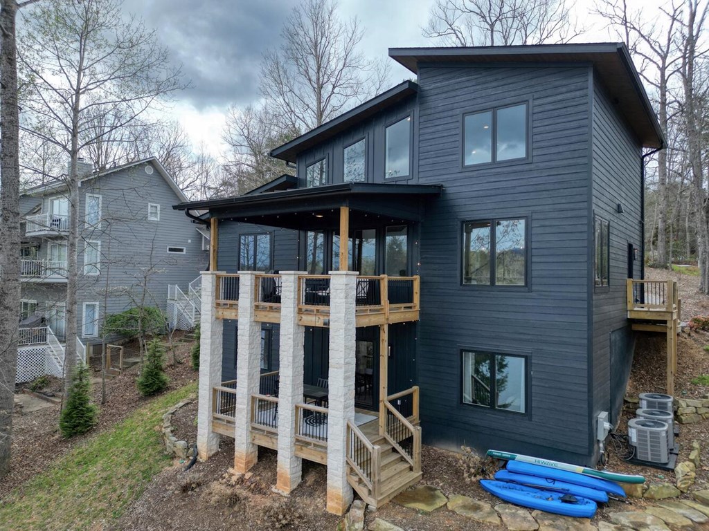 429686 Hiawassee Active