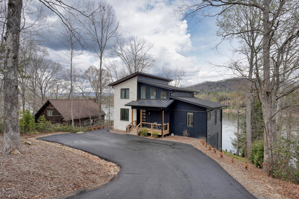 429686 Hiawassee Active