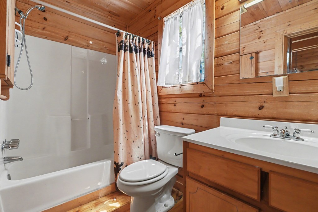 429695 Ellijay Residential