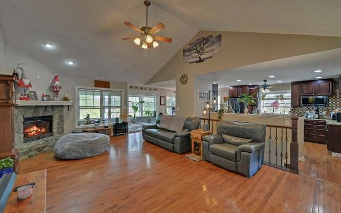429729  Existing Rental History