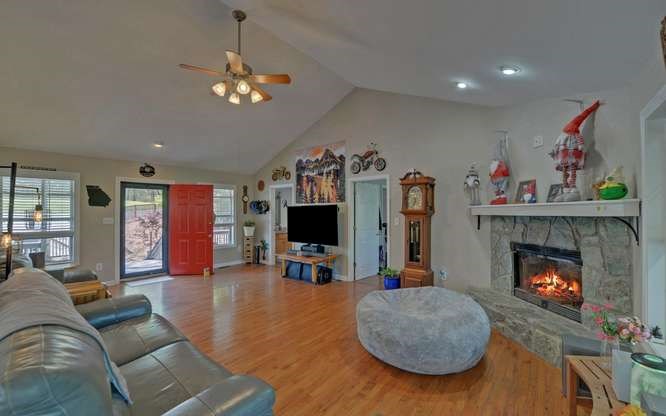 429729  Existing Rental History