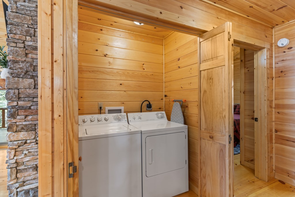 429736 Murphy Residential