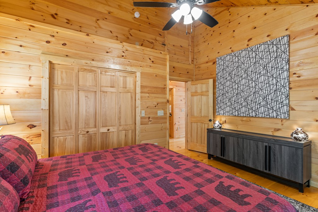 429736 Murphy Residential