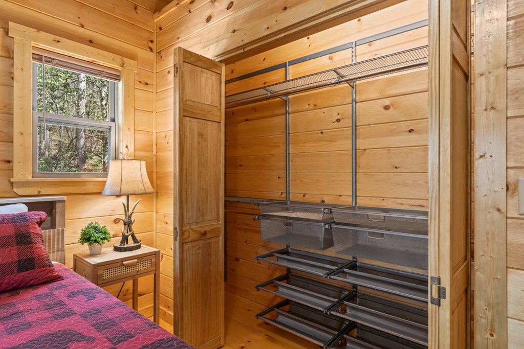 429736 Murphy Residential