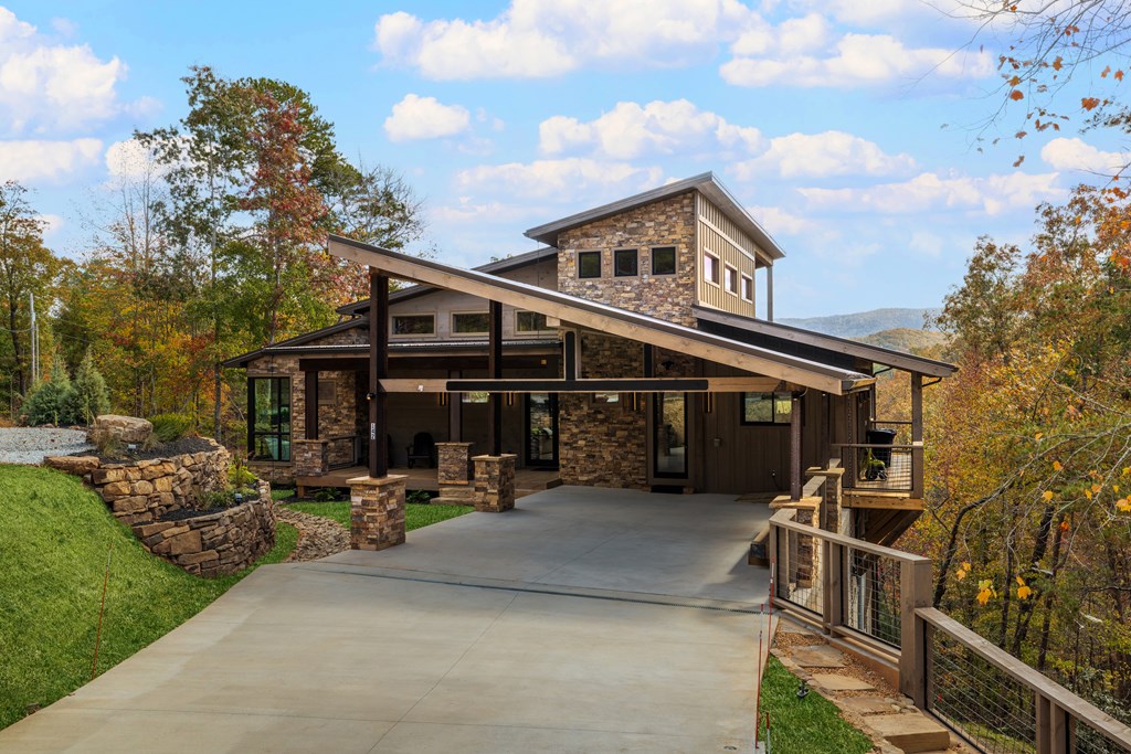 429738 Blue Ridge Residential