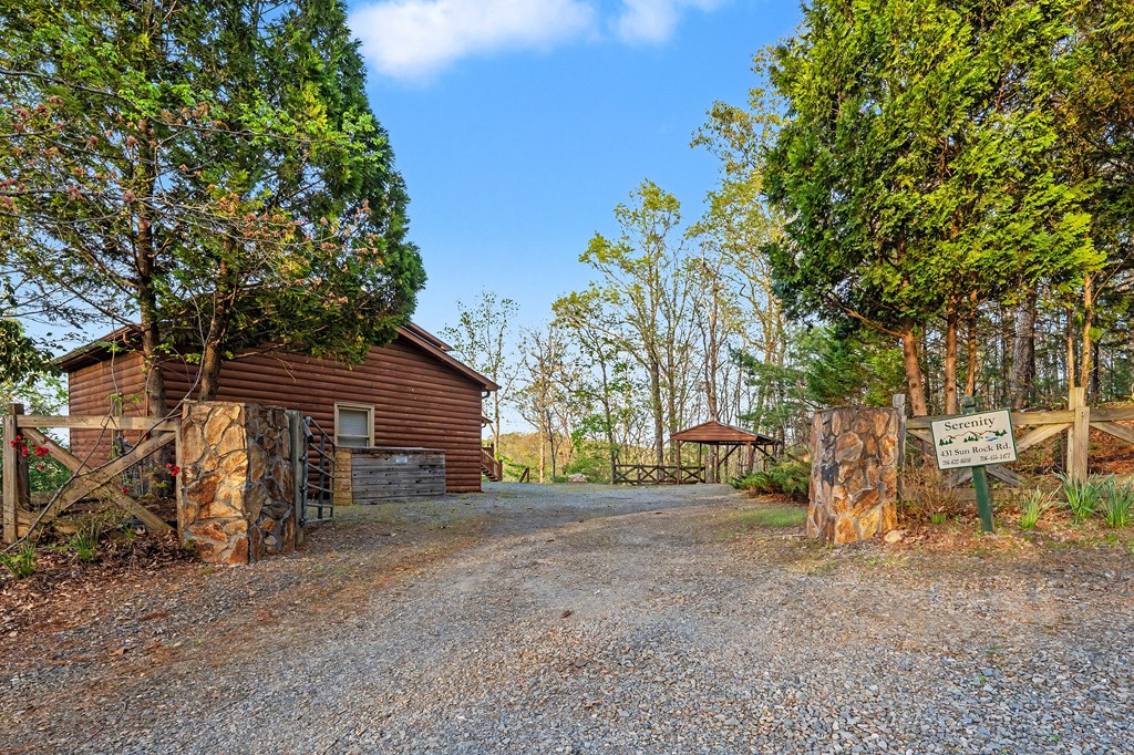 429745 Blue Ridge Residential