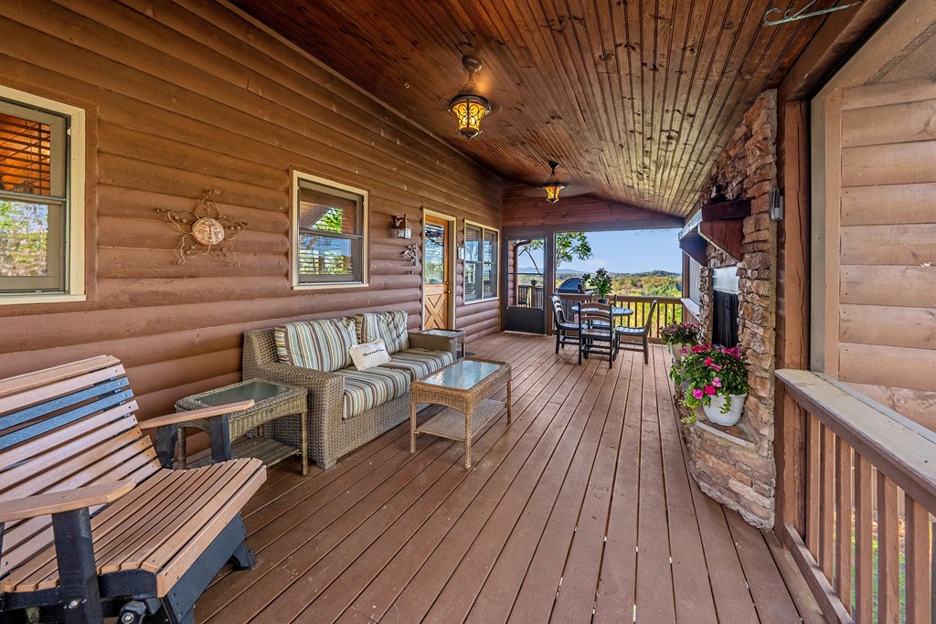 429745 Blue Ridge Residential