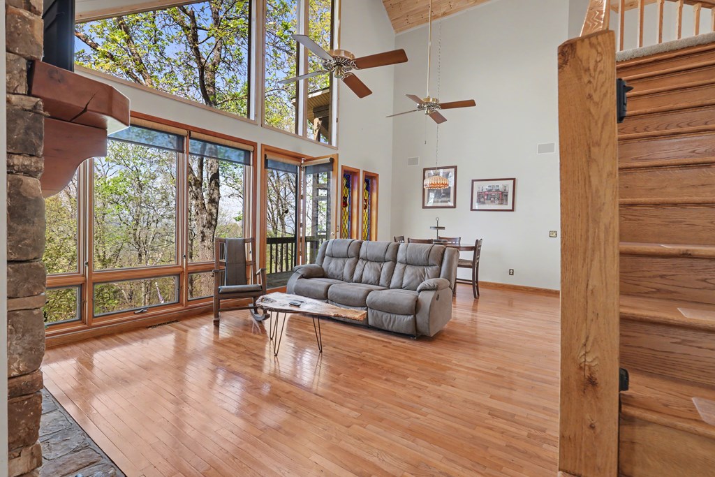 429752 Murphy Residential