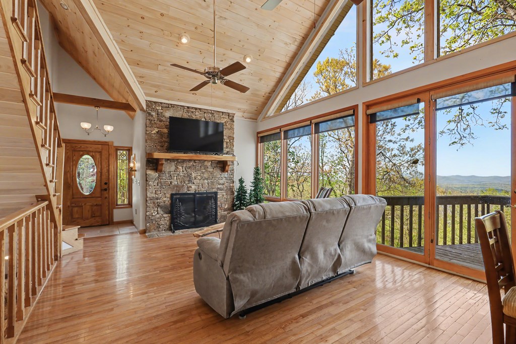 429752 Murphy Residential