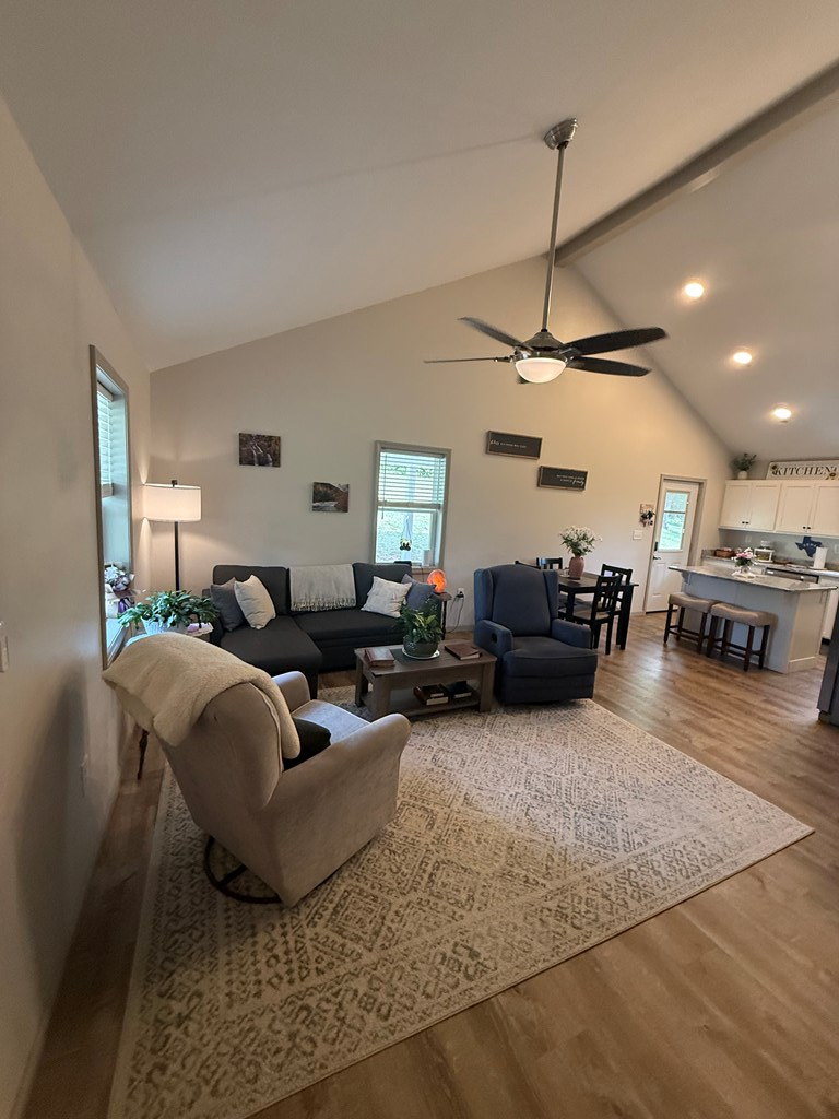 429768 Blue Ridge Residential