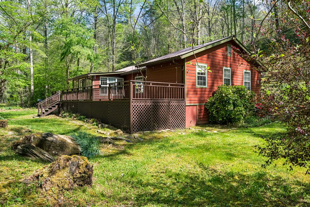 429781 Hayesville Residential