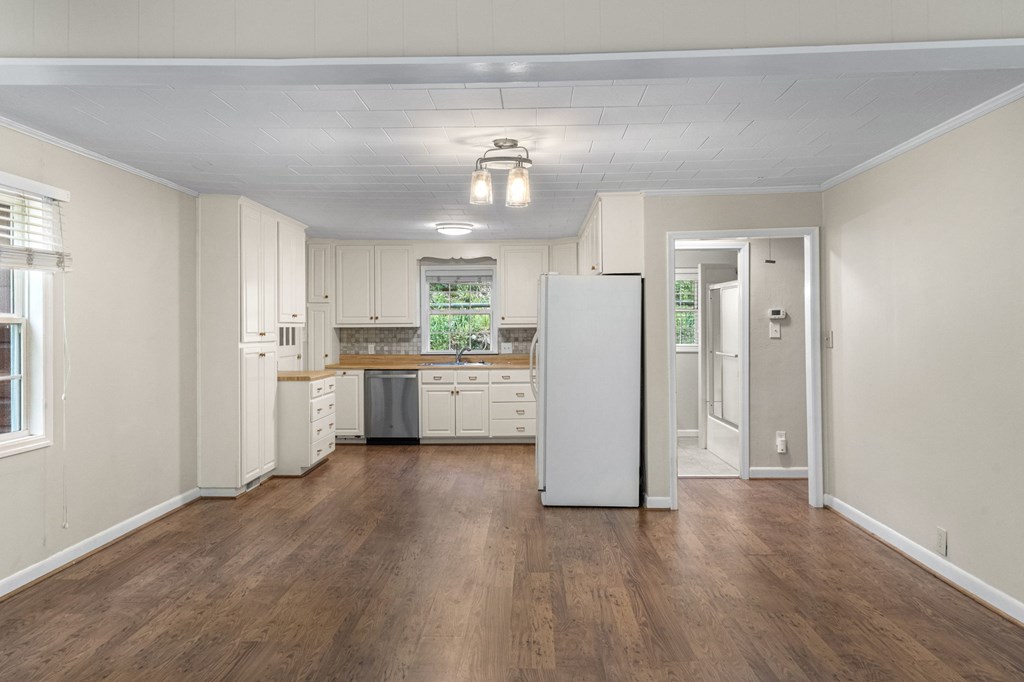 429781 Hayesville Residential